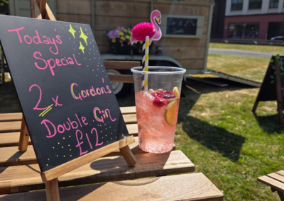 Sip & Sparkle, Gin & Prosecco